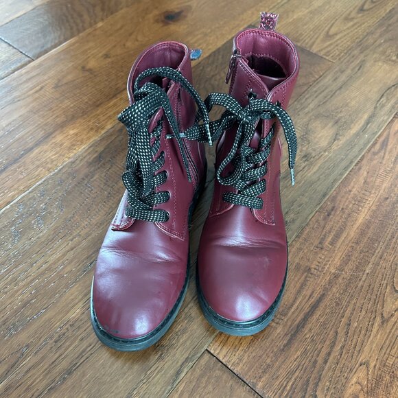 Kids SO® Teagan Girls' Combat Boots - Berry Maroon - Size 3 - Picture 4 of 5